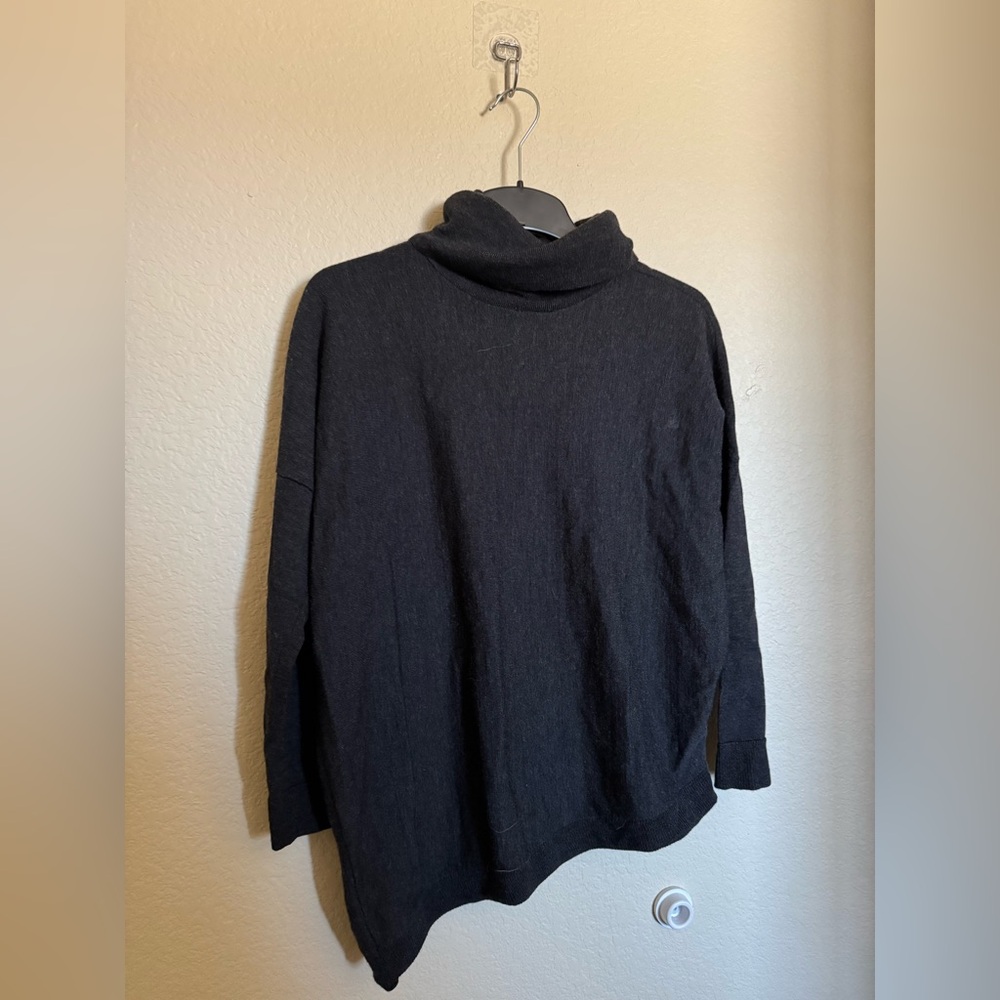 Eileen Fisher Asymmetrical Merino Wool Fine‎ Knit Turtleneck Sweater Sz S Grey